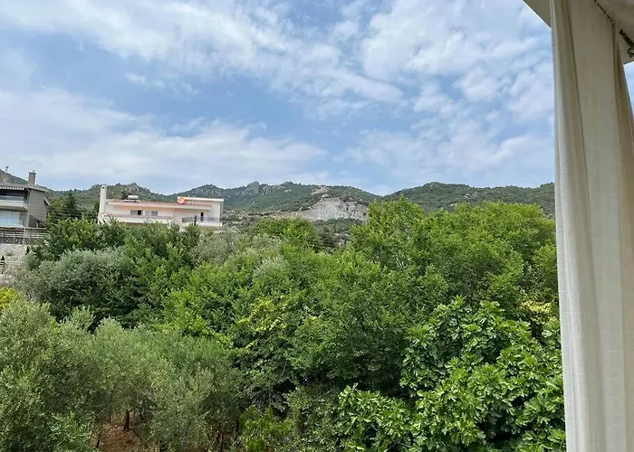 Nectarios Seaside Apartment.